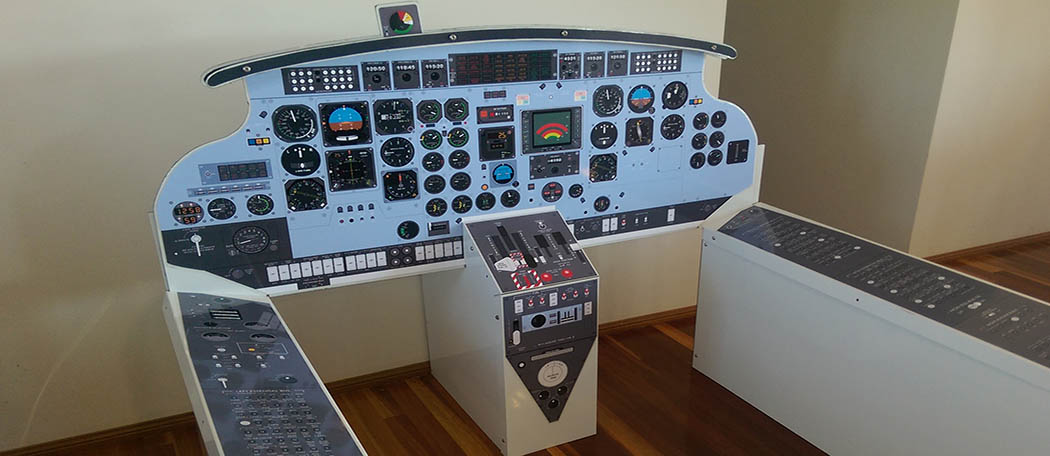 Cockpit trainer